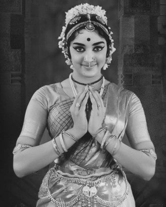 Hema Malini before her Bharatnatyam Program