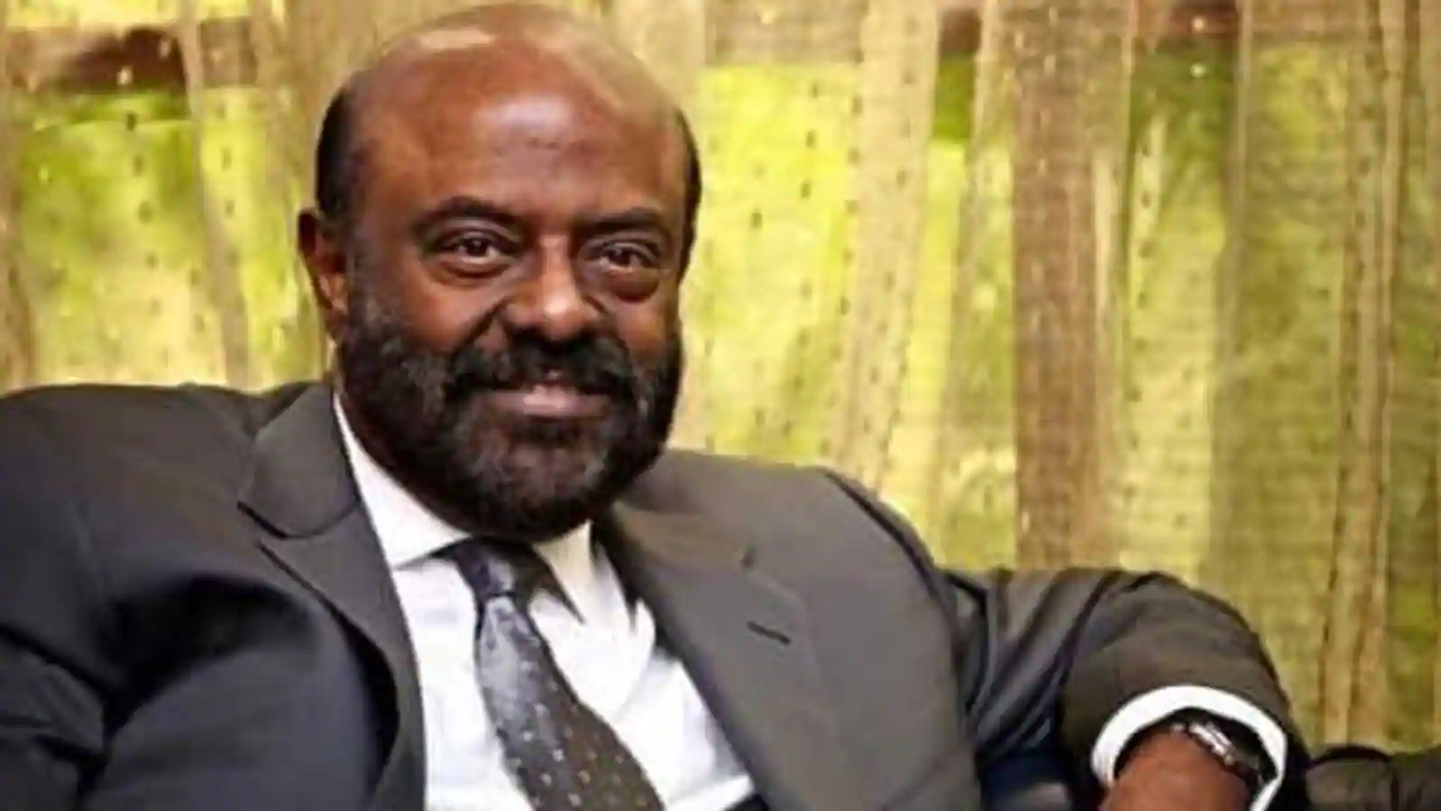 Shiv Nadar Biography, Net Worth, Wife, Career, Awards, Facts & More 5 Nadar 1666263351425 1666263351656 1666263351656