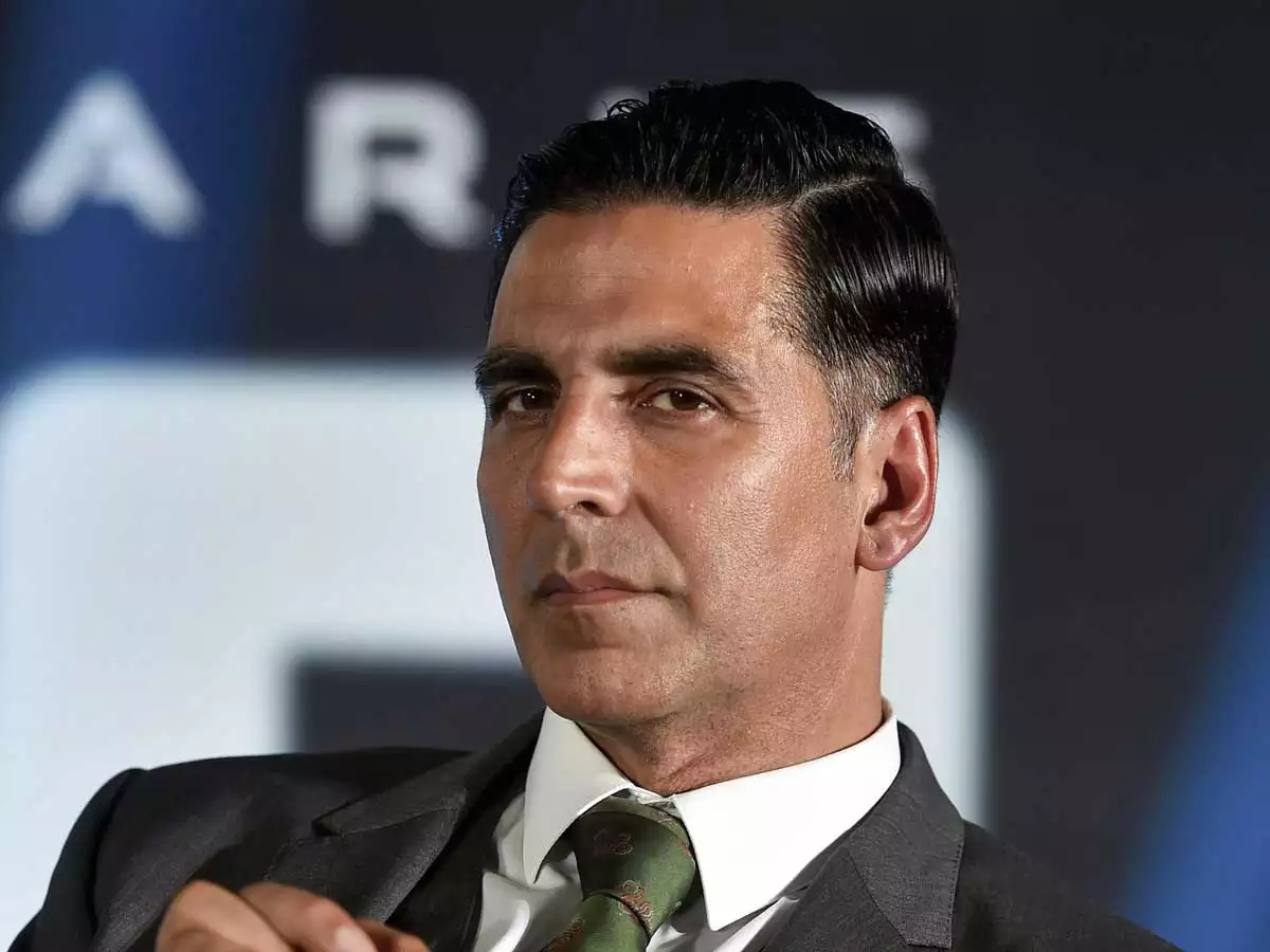 Akshay Kumar Wiki, Age, Height, Wife, Girlfriend, Children, Family & Biography 8 Akshay Kumar bio
