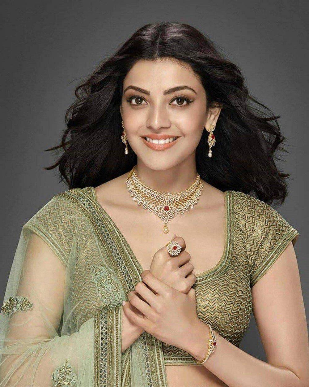 Kajal Agrawal Biography, Education, Age, Height, Weight, Boyfriends, Family & wiki 6 Kajal Agrawal Biography